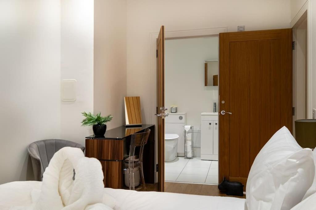 2 Bed 2 Bath Spacious Apartment In Central Aberdeen Extérieur photo