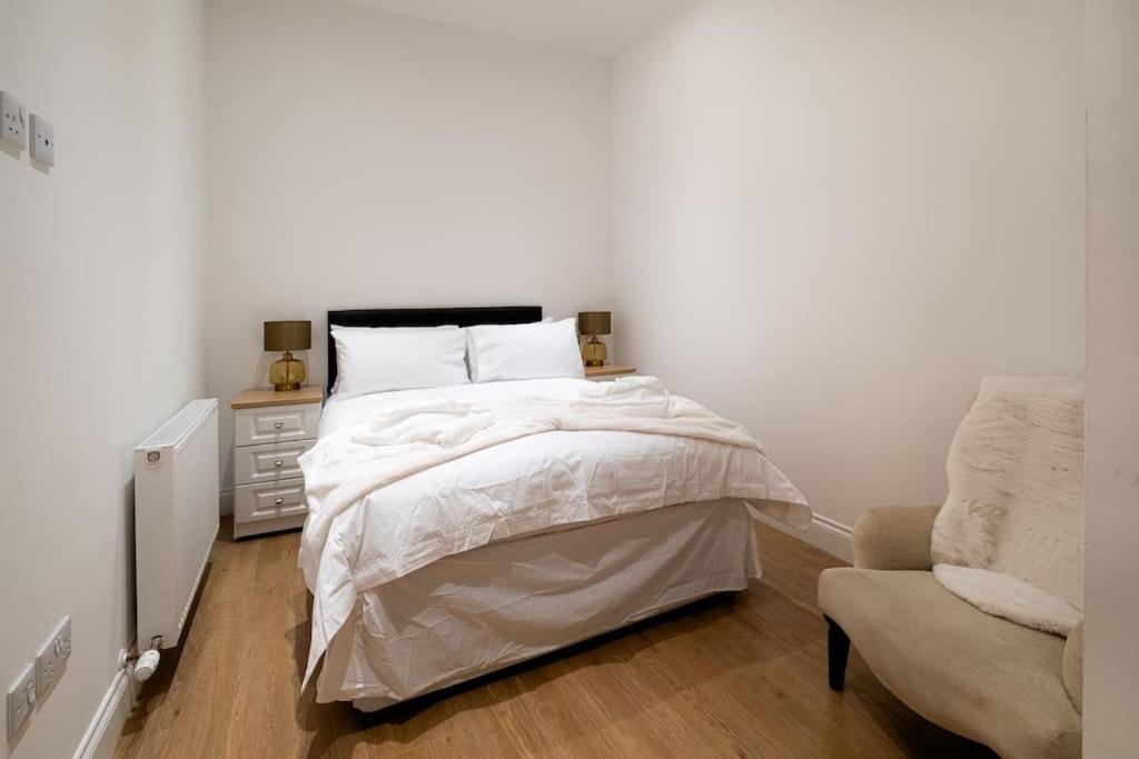 2 Bed 2 Bath Spacious Apartment In Central Aberdeen Extérieur photo