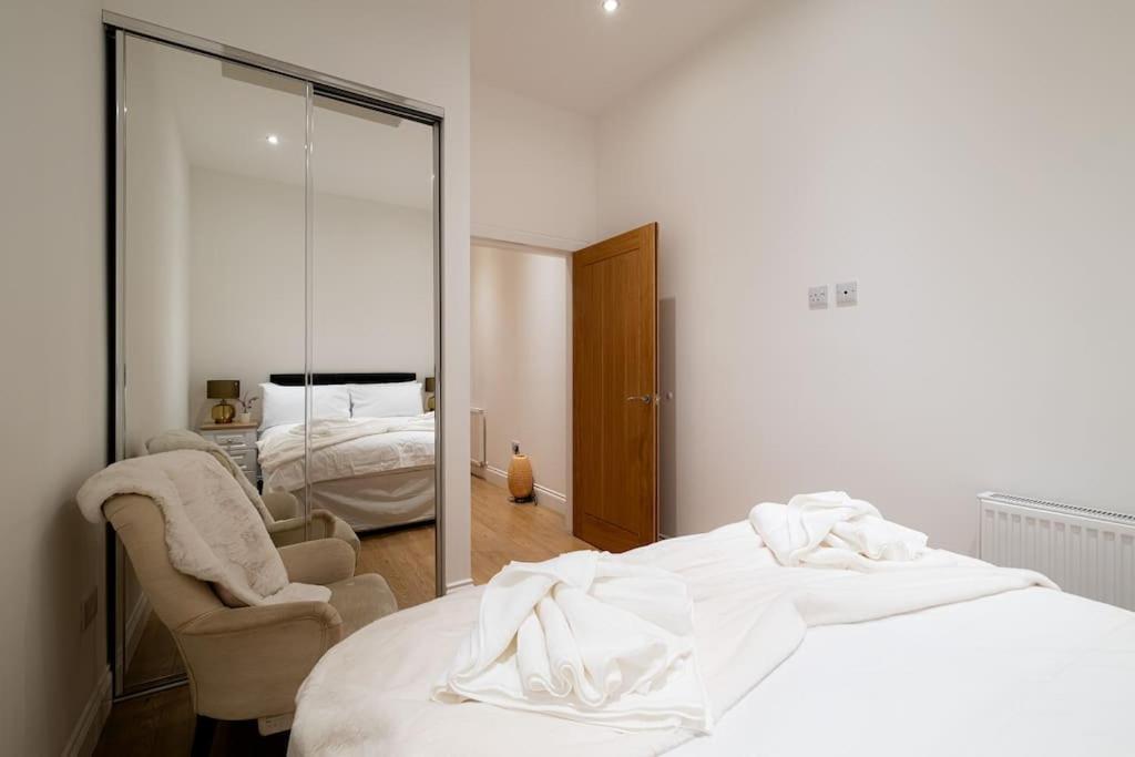 2 Bed 2 Bath Spacious Apartment In Central Aberdeen Extérieur photo